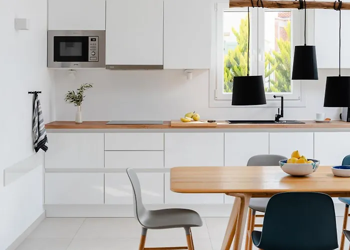 Aura - Beachfront With Private Pool