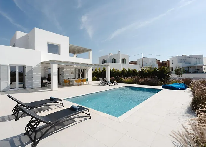 Aura - Beachfront With Private Pool *