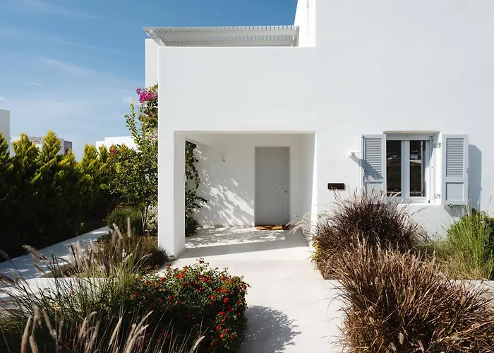 Villa Aura - Beachfront With Private Pool