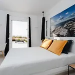 Aura - Beachfront With Private Pool * Kastrákion