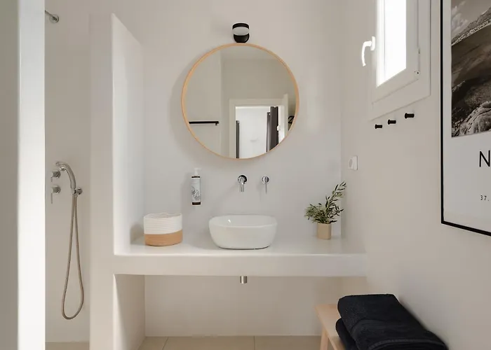 Вилла Aura - Beachfront With Private Pool